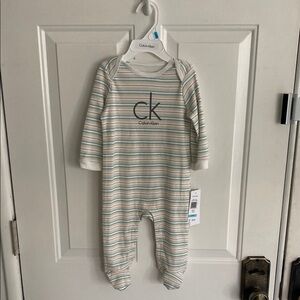 Calvin Klein bodysuit (6-9 months)